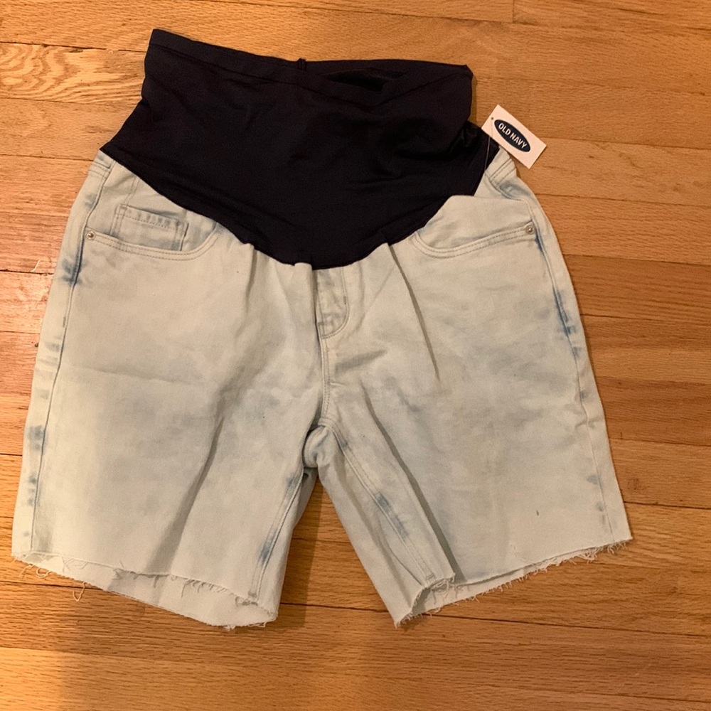 Maternity denim shorts